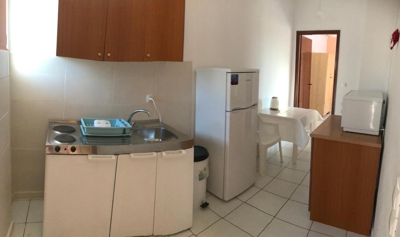 Virginia Apartments Vitaládes Extérieur photo