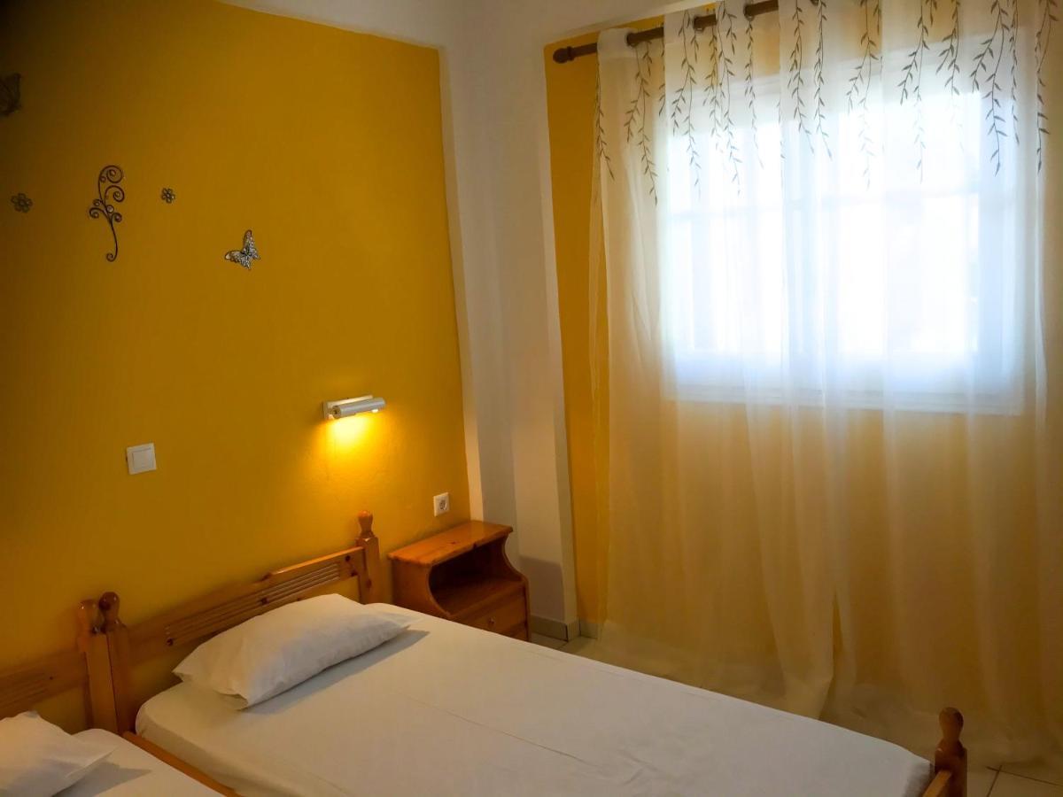 Virginia Apartments Vitaládes Extérieur photo