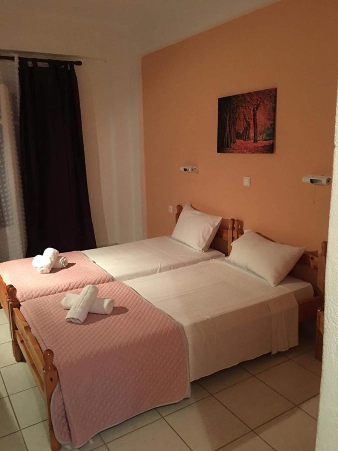 Virginia Apartments Vitaládes Extérieur photo